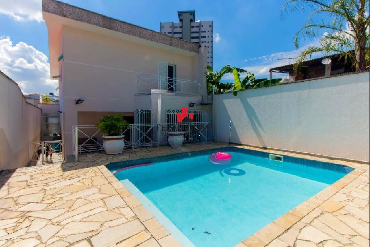 imagem do imovel Sobrado na Vila Diva com 5 dormitórios (3 suítes), quintal com piscina e 5 vagas  ref: TP25172