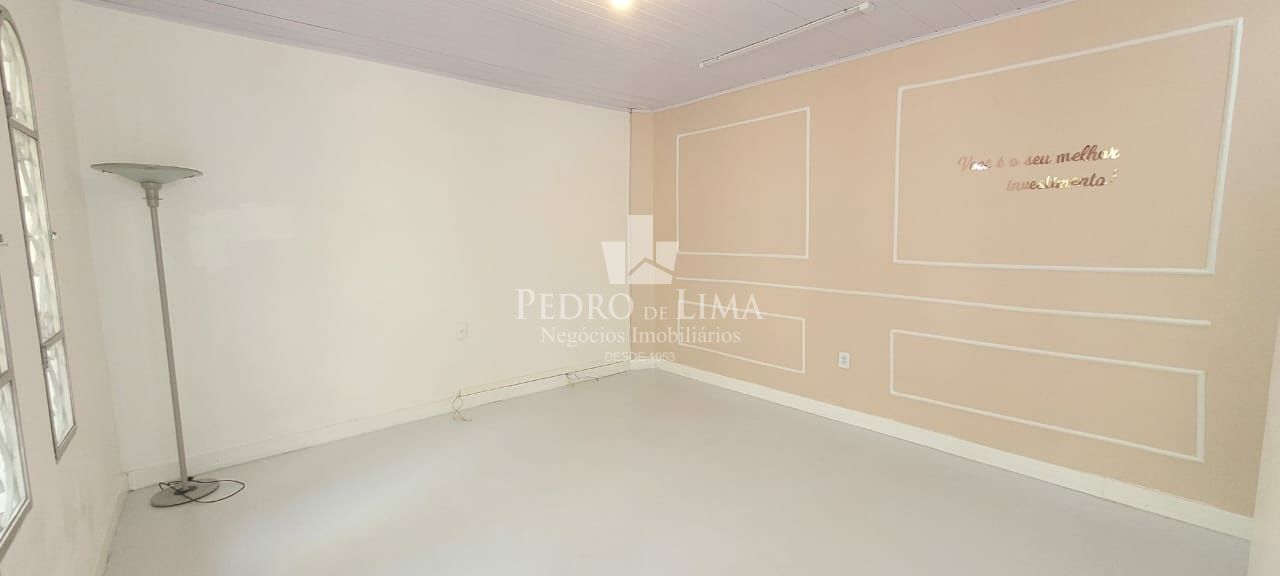 Casa Térrea Comercial, de fundos, no Tatuapé com 70 m² e 3 salas.