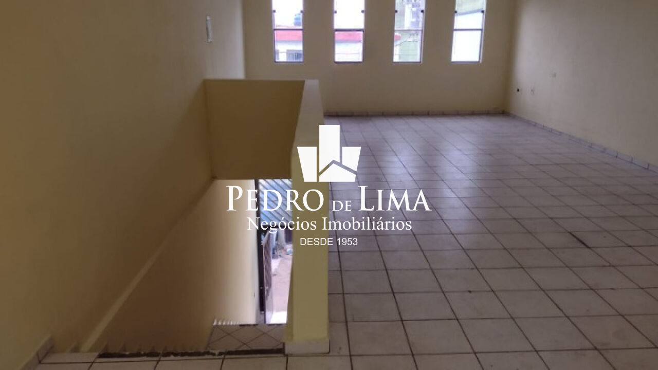Prédio Comercial com 232 metros de área construída e 2 vagas