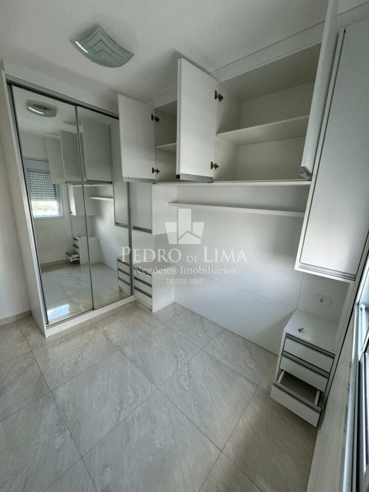 Apartamento mobiliado na Vila Prudente com 2 dormitórios e 1 vaga de garagem 