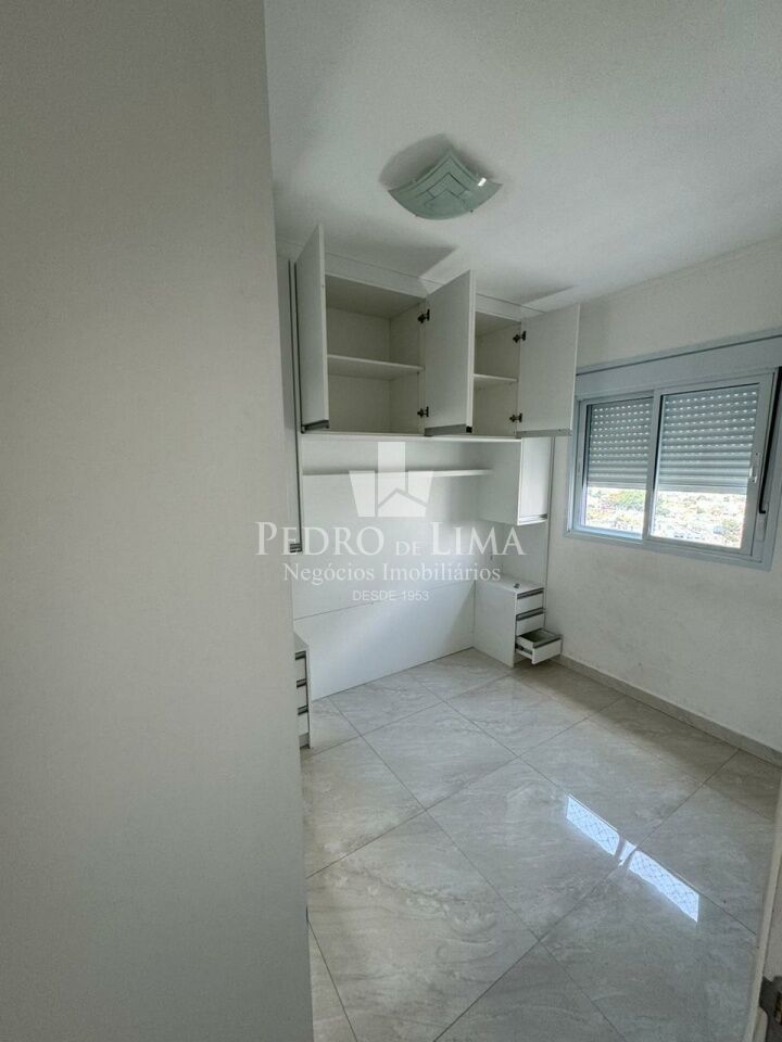 Apartamento mobiliado na Vila Prudente com 2 dormitórios e 1 vaga de garagem 