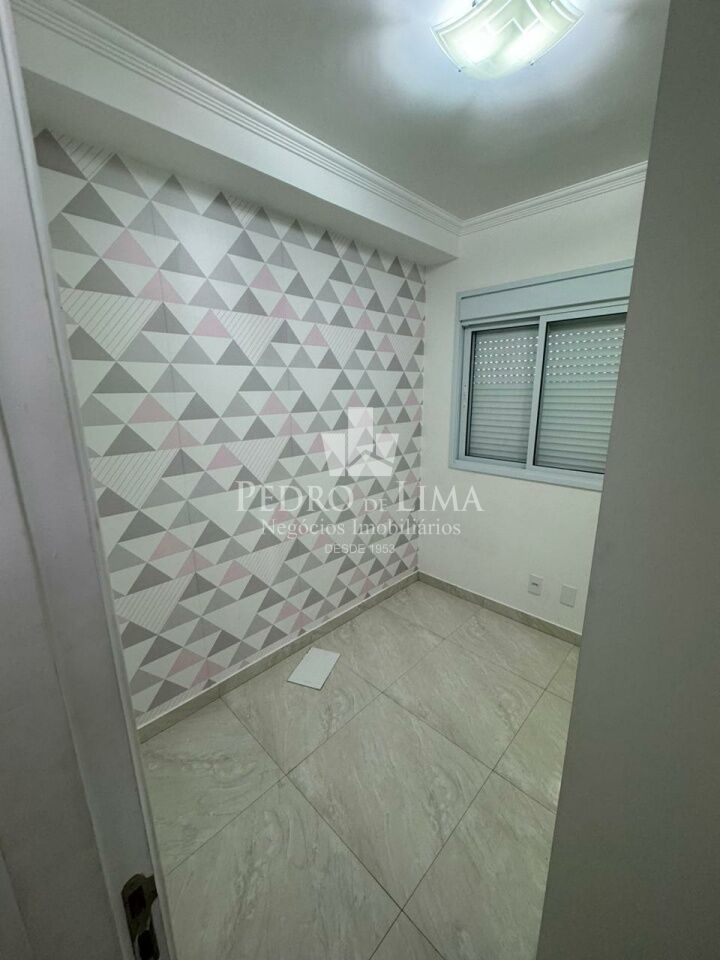 Apartamento mobiliado na Vila Prudente com 2 dormitórios e 1 vaga de garagem 