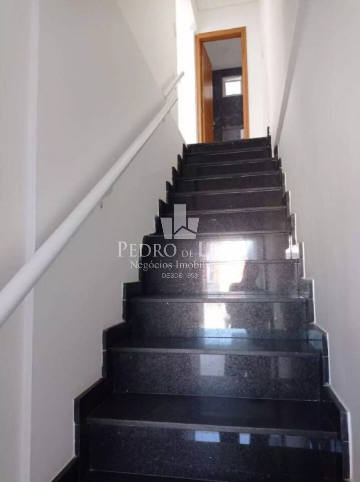 Casa à venda na Penha de França com 3 suítes 
