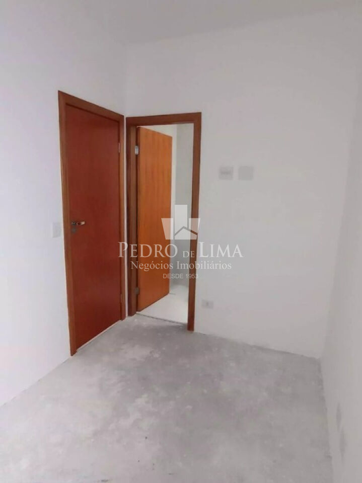 Casa à venda na Penha de França com 3 suítes 