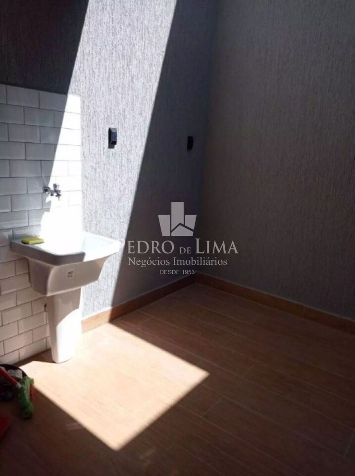 Casa à venda na Penha de França com 3 suítes 