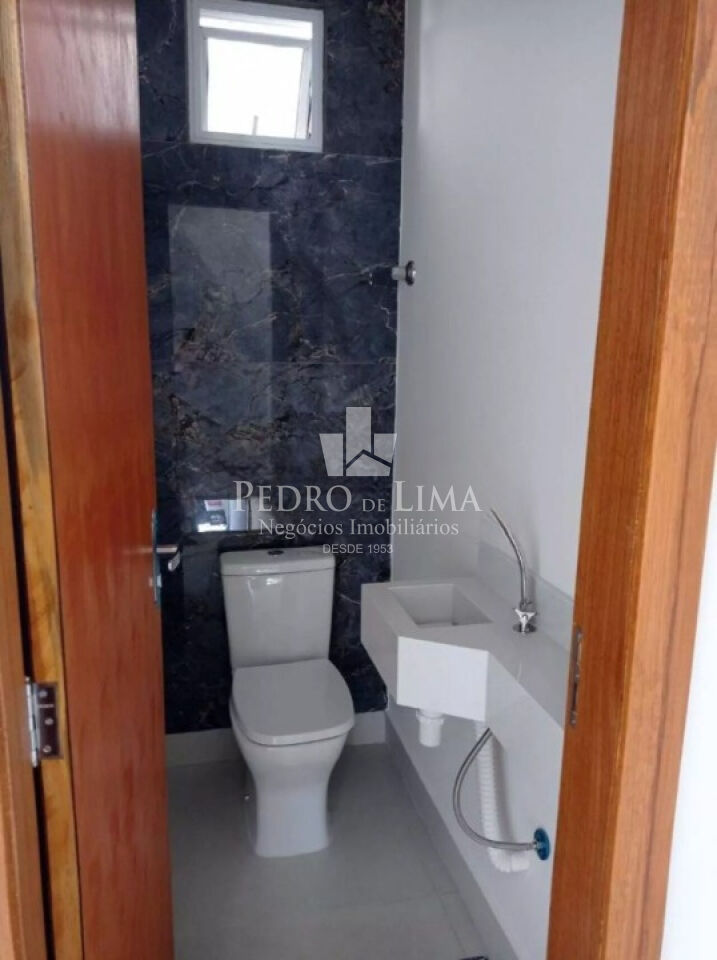 Casa à venda na Penha de França com 3 suítes 