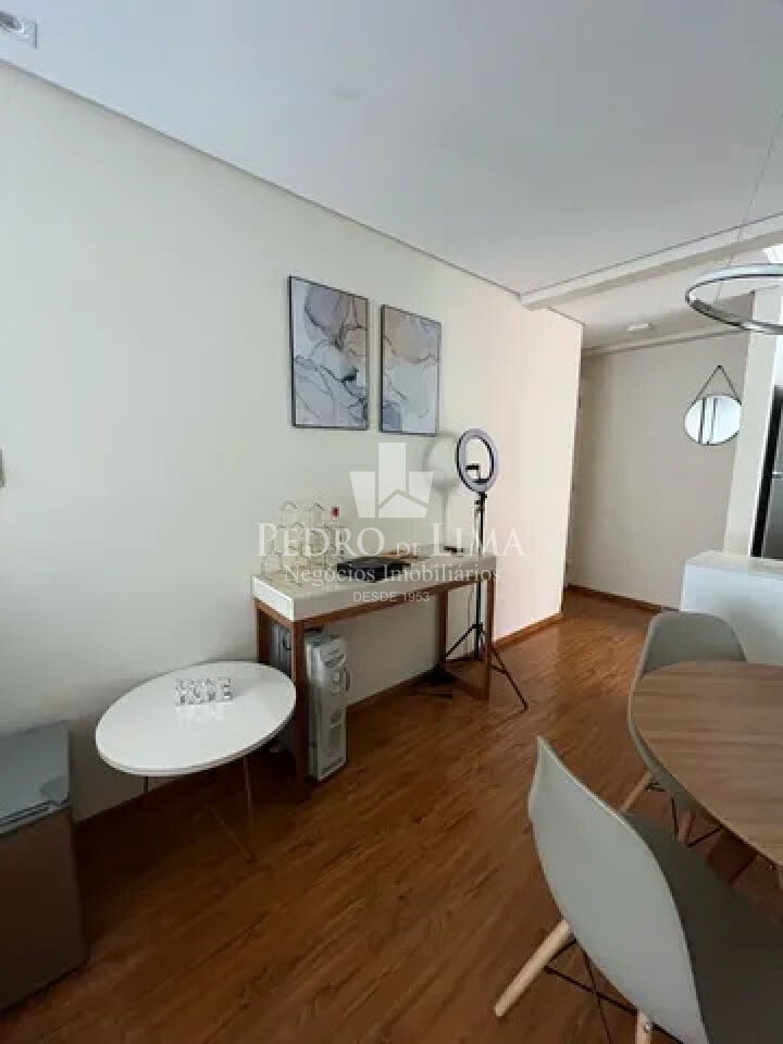 Apartamento com Sacada  2 dormitórios e 1 vaga na Vila Matilde 