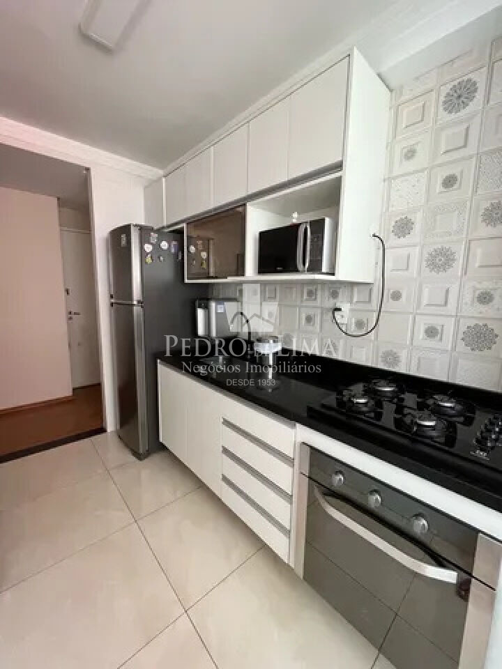 Apartamento com Sacada  2 dormitórios e 1 vaga na Vila Matilde 