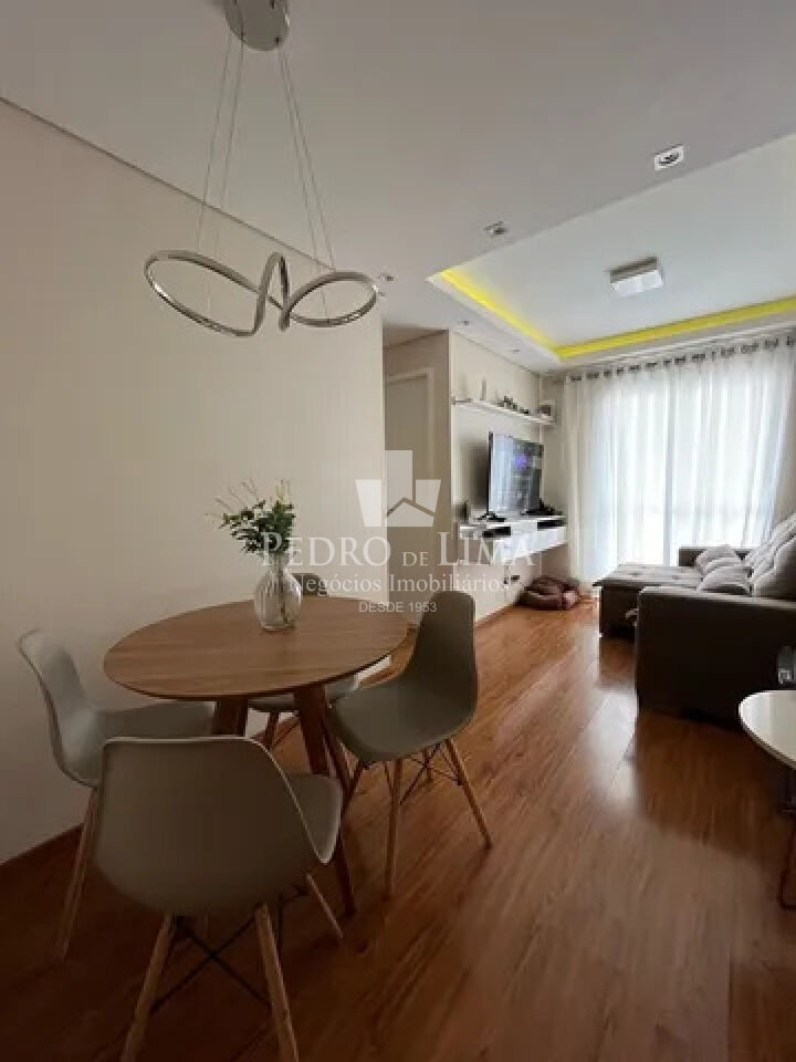 imagem do imovel Apartamento com Sacada  2 dormitórios e 1 vaga na Vila Matilde  ref: TP25653