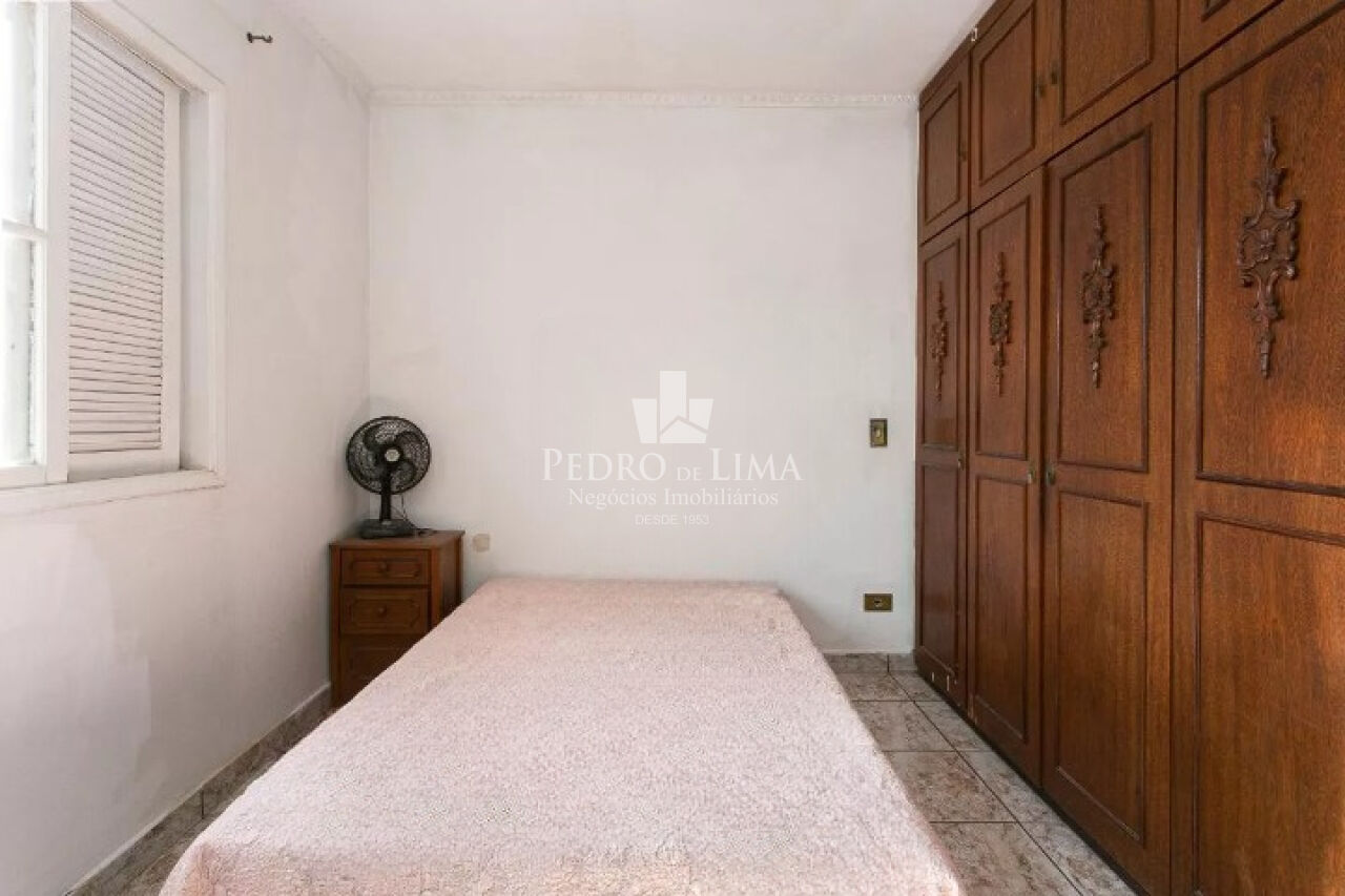 Casa com 3 quartos sendo 2 suítes e 8 vagas na Vila Carrão