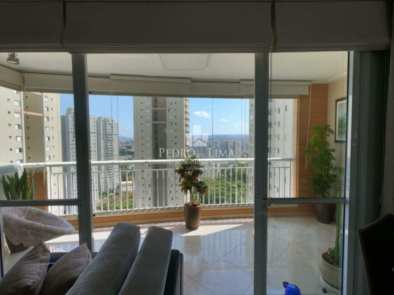 imagem do imovel Apartamento no Tatuapé, 93m², ampla sala, 2 quartos, 1 suíte, andar alto. Condomínio Club Tuiuti ref: TP26217