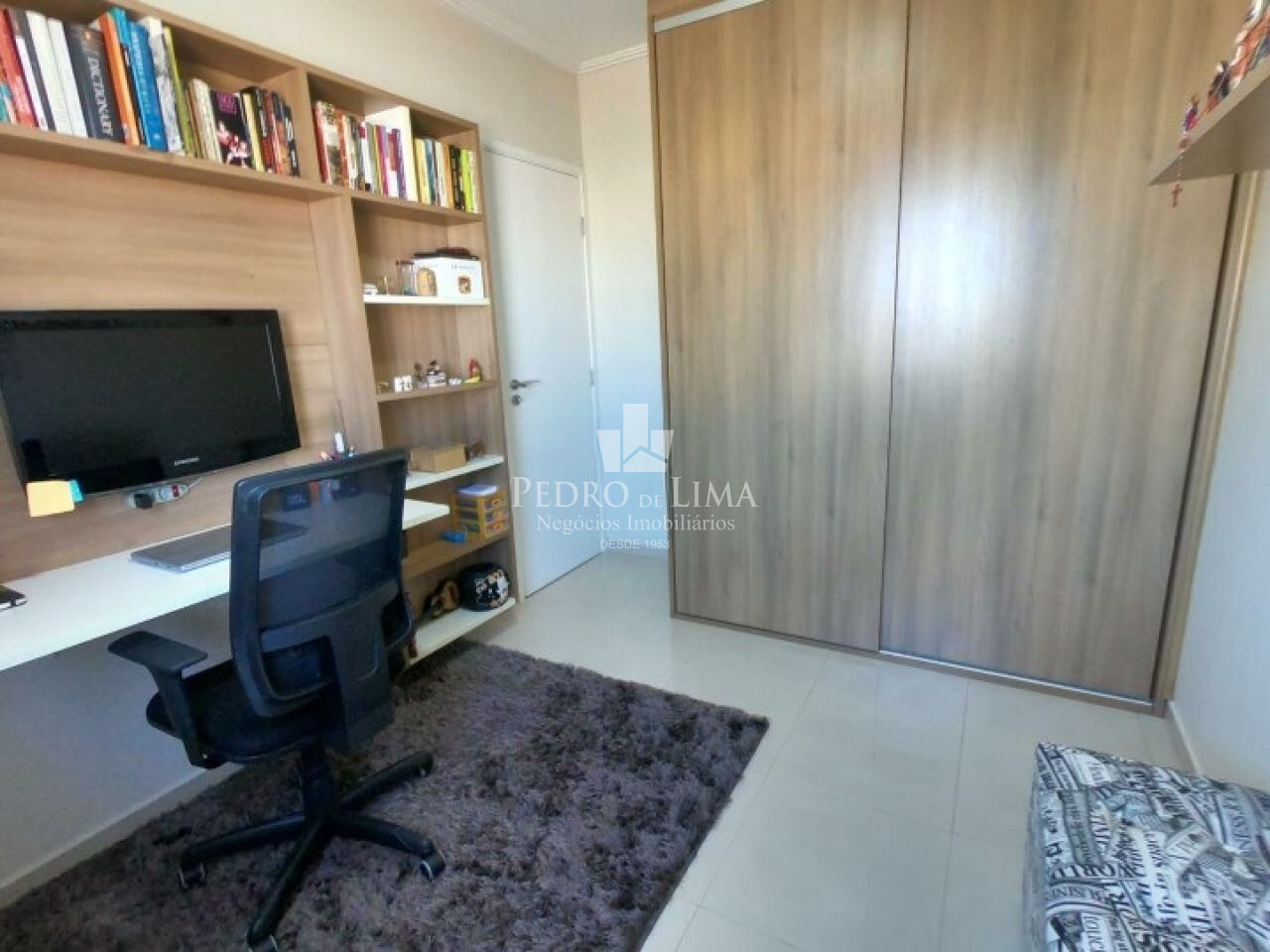 Apartamento no Tatuapé, 93m², ampla sala, 2 quartos, 1 suíte, andar alto. Condomínio Club Tuiuti