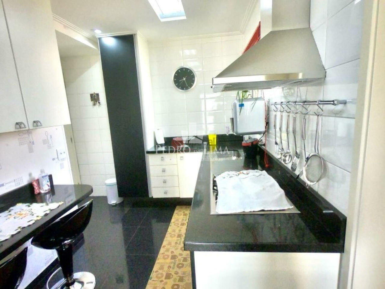 Apartamento no Tatuapé, 93m², ampla sala, 2 quartos, 1 suíte, andar alto. Condomínio Club Tuiuti