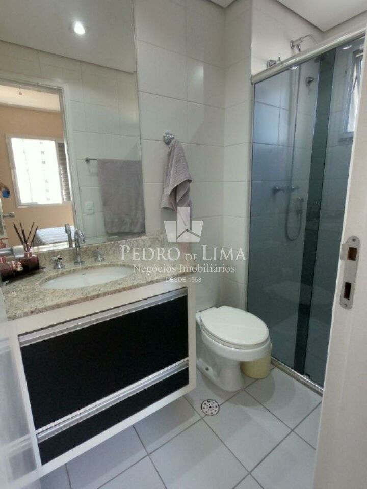 Apartamento no Tatuapé, 93m², ampla sala, 2 quartos, 1 suíte, andar alto. Condomínio Club Tuiuti