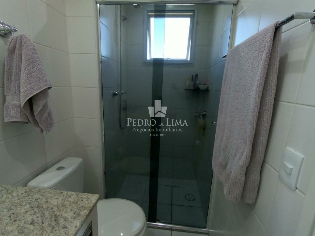 Apartamento no Tatuapé, 93m², ampla sala, 2 quartos, 1 suíte, andar alto. Condomínio Club Tuiuti