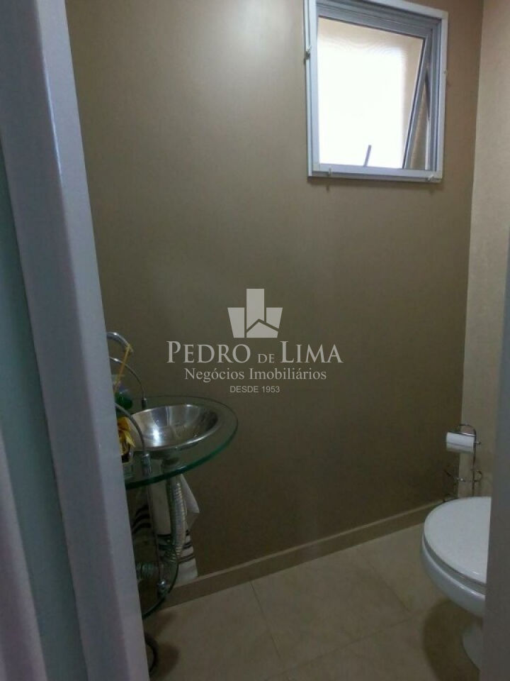 Apartamento no Tatuapé, 93m², ampla sala, 2 quartos, 1 suíte, andar alto. Condomínio Club Tuiuti