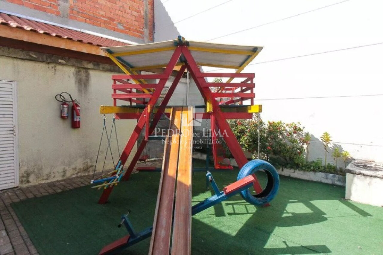 Sobrado em condomínio fechado na Vila Prudente com 2 dormitórios e 1 vaga