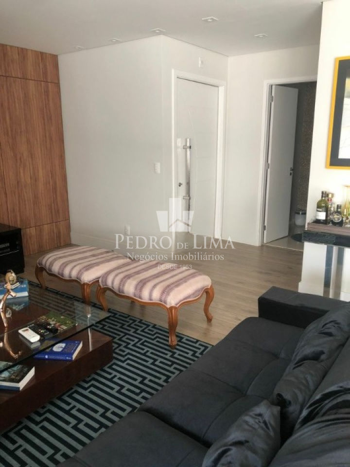 Apartamento mobiliado 165m² 3 suítes 4 vagas Tatuapé