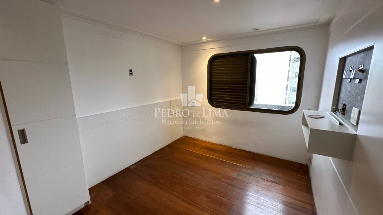 Apartamento cobertura no Jardim Anália Franco , 260m², 4 quartos e 3 vagas. Condomínio Anália Franco