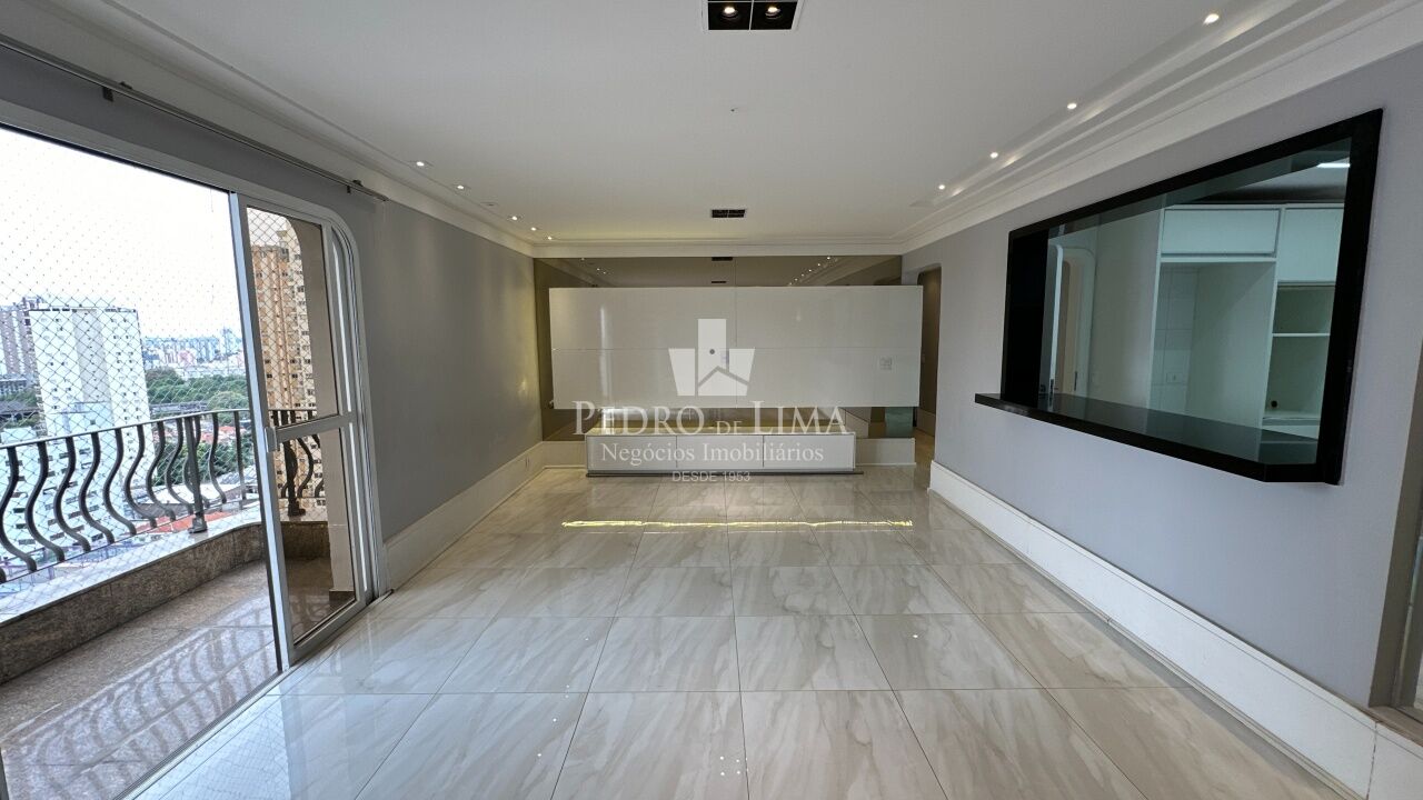 Apartamento cobertura no Jardim Anália Franco , 260m², 4 quartos e 3 vagas. Condomínio Anália Franco