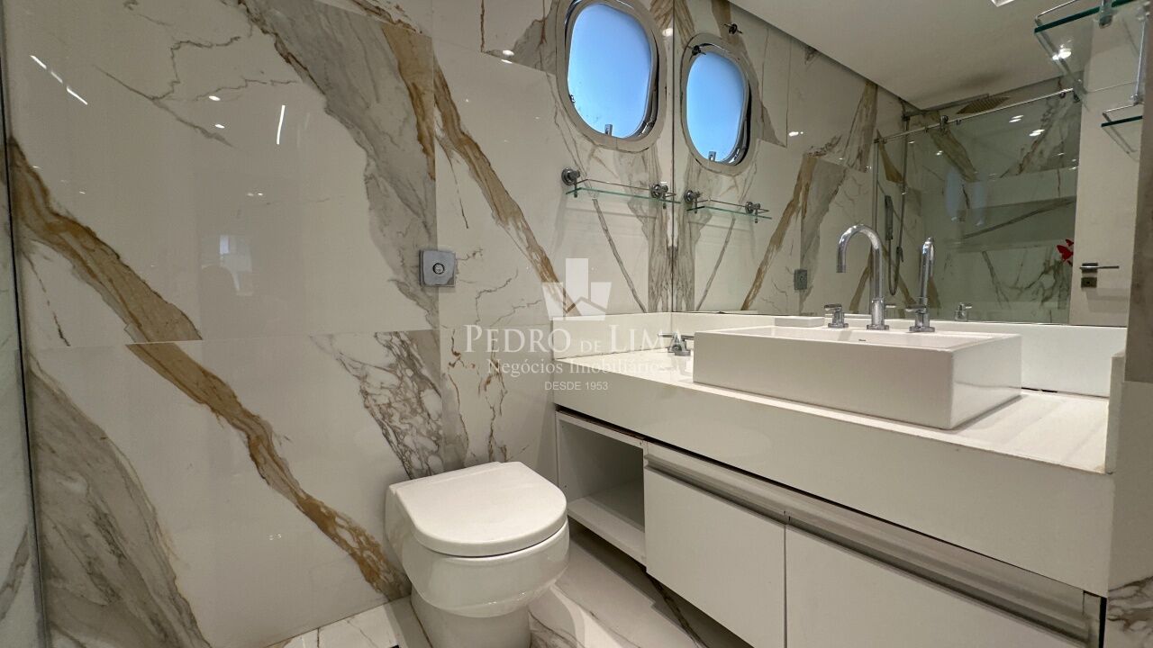 Apartamento cobertura no Jardim Anália Franco , 260m², 4 quartos e 3 vagas. Condomínio Anália Franco