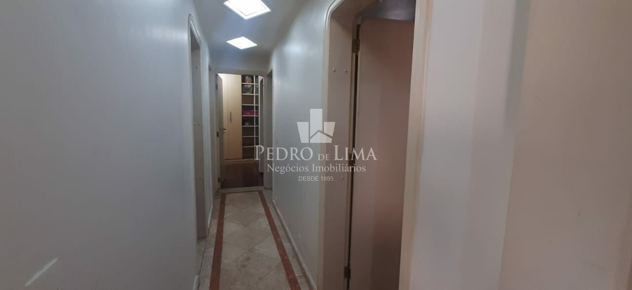 Apartamento, 3 quartos , 1 suíte, 2 vagas. Condomínio Anália Franco