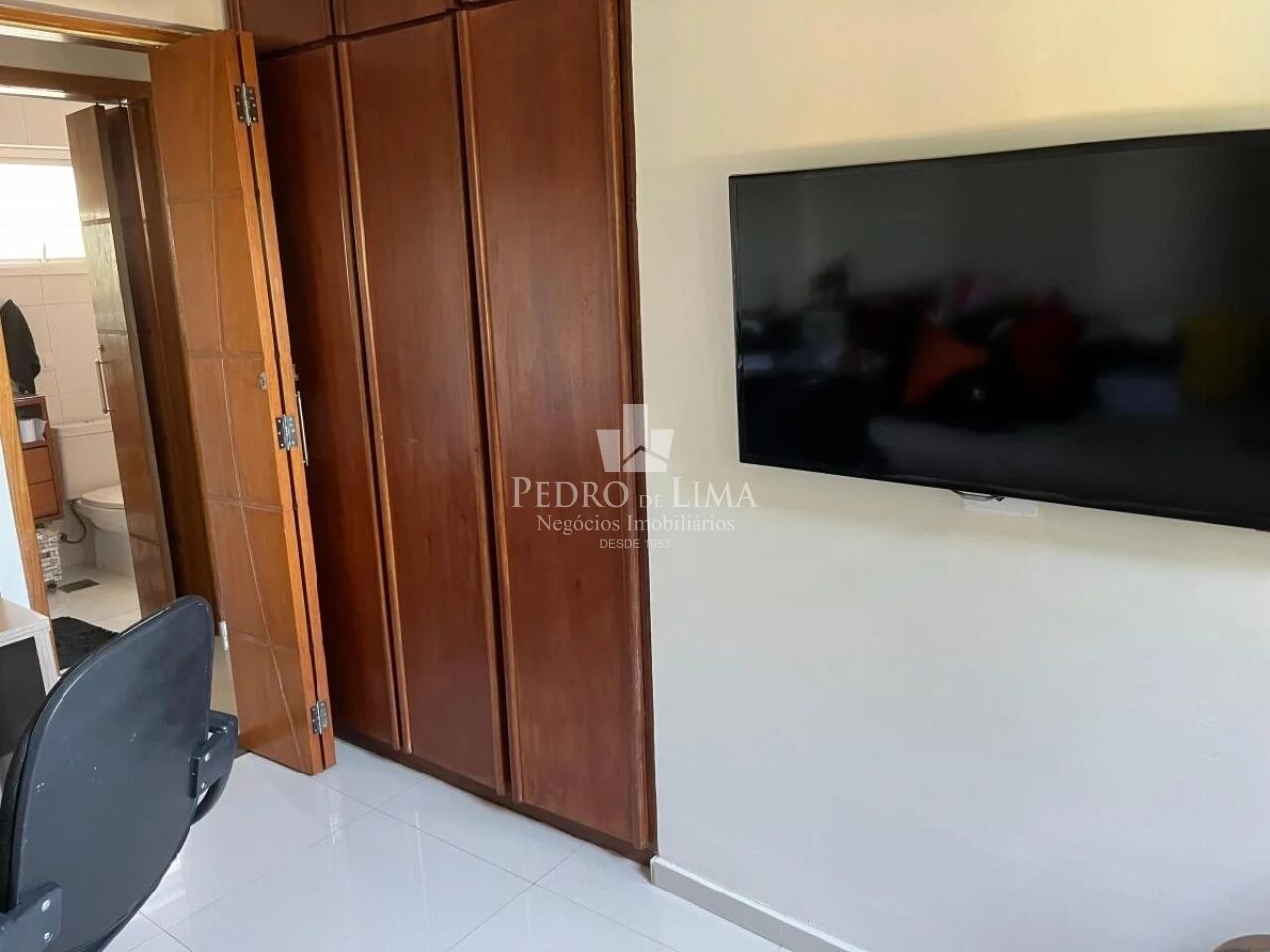 Apartamento na Vila Ema com 3 quartos e 1 vaga. Condomínio Parque Tomas Saraiva.