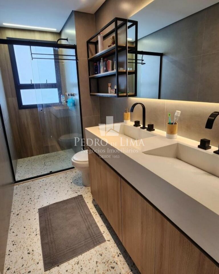 Condomínio Scena Tatuapé - 106m², 2 quartos suítes, varanda gourmet e 2 vagas.