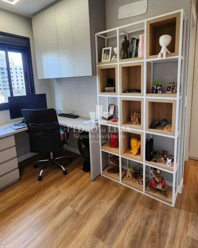 Condomínio Scena Tatuapé - 106m², 2 quartos suítes, varanda gourmet e 2 vagas.