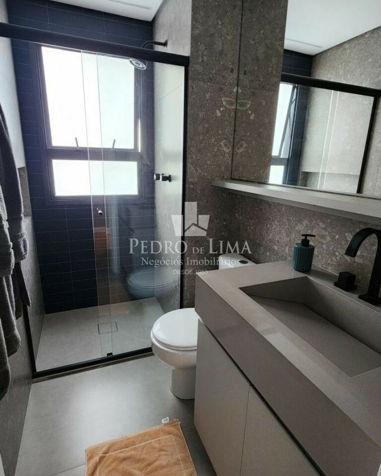 Condomínio Scena Tatuapé - 106m², 2 quartos suítes, varanda gourmet e 2 vagas.
