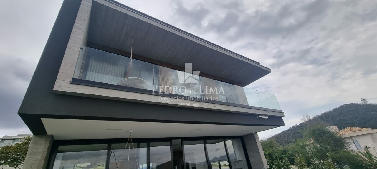 Casa Alto Padrão em Alphaville 