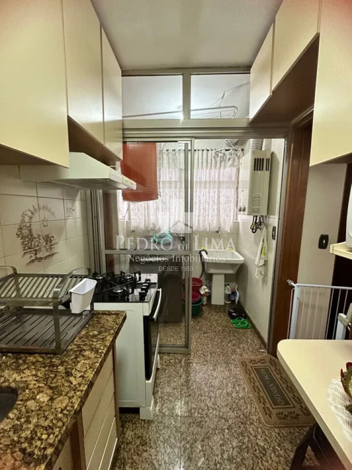 Condomínio Piazza de Capri - Apartamento na Mooca 2 quartos sendo 1 suíte 1 vaga fixa e coberta 