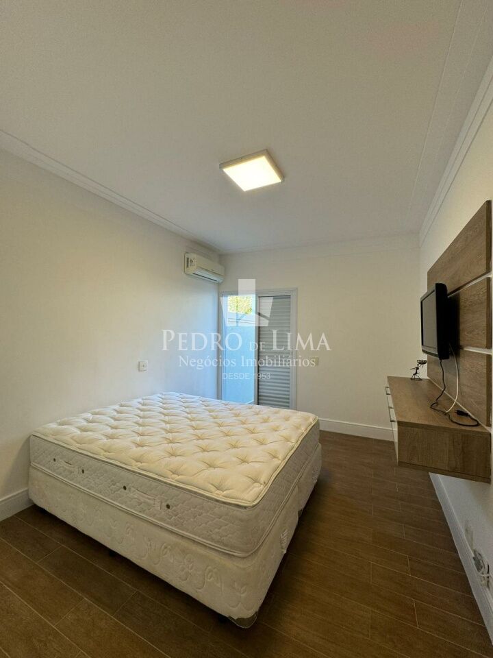 Casa no Condomínio Acapulco, 5 suítes , 4 vagas - Guarujá
