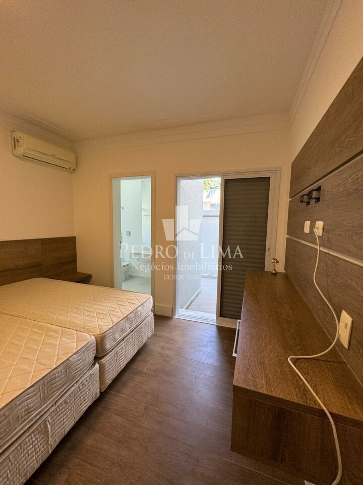 Casa no Condomínio Acapulco, 5 suítes , 4 vagas - Guarujá