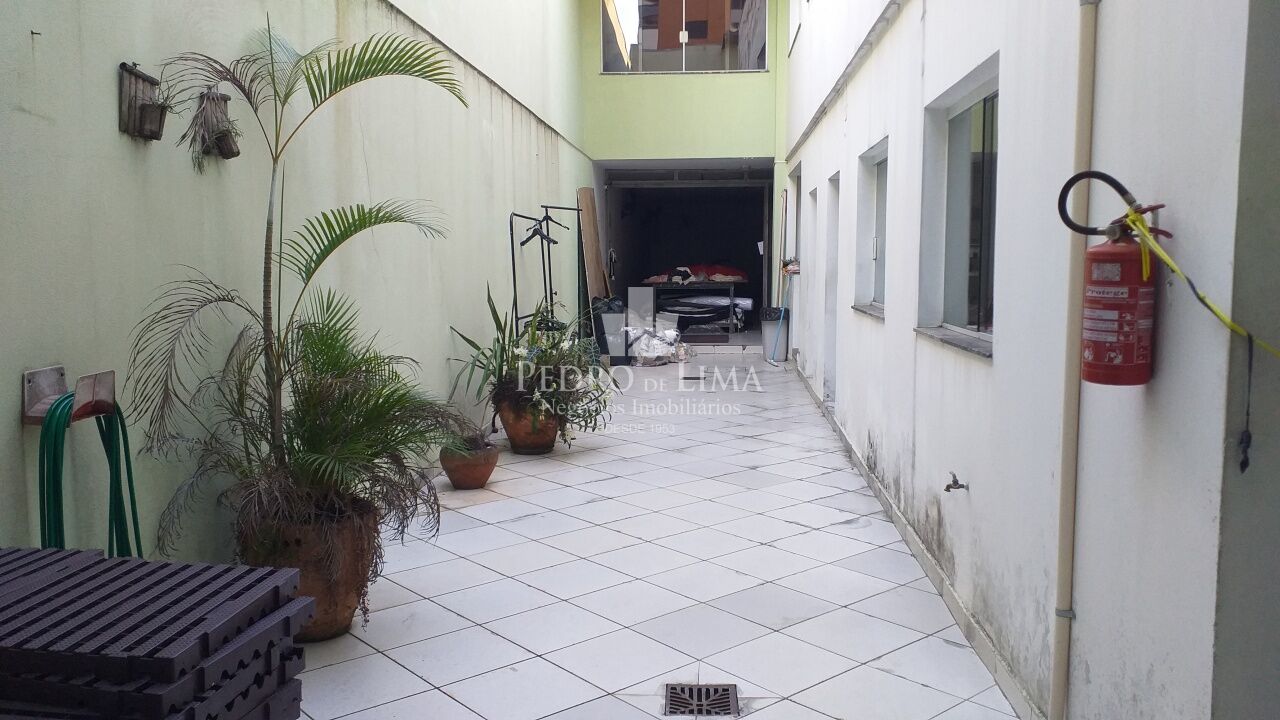 imagem do imovel Prédio Comercial de 552m² com 3 salões, 6 vagas, no Tatuapé. ref: TP26993