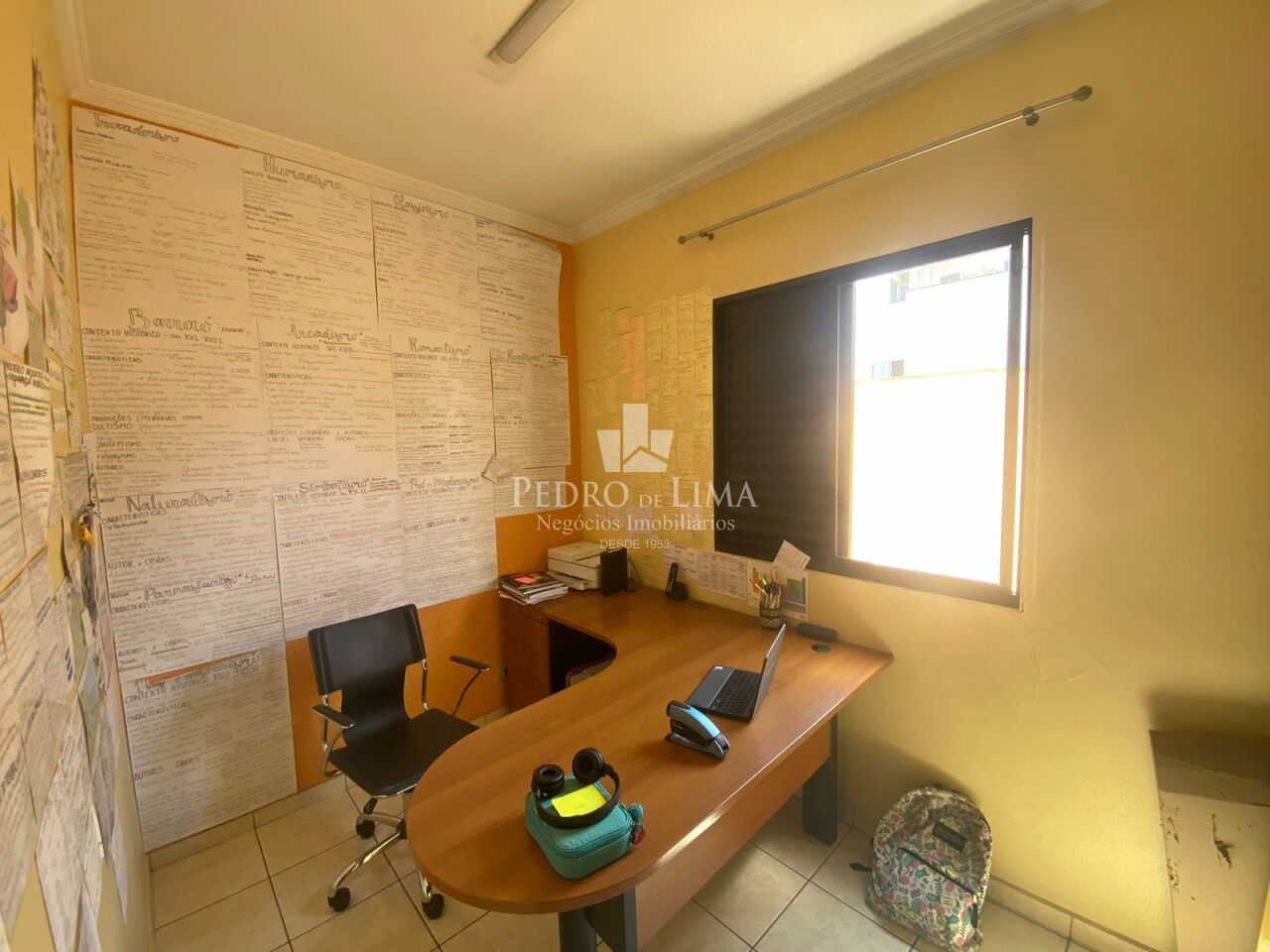 Casa 3 quartos sendo 1 suíte e 8 vagas na Vila Carneiro