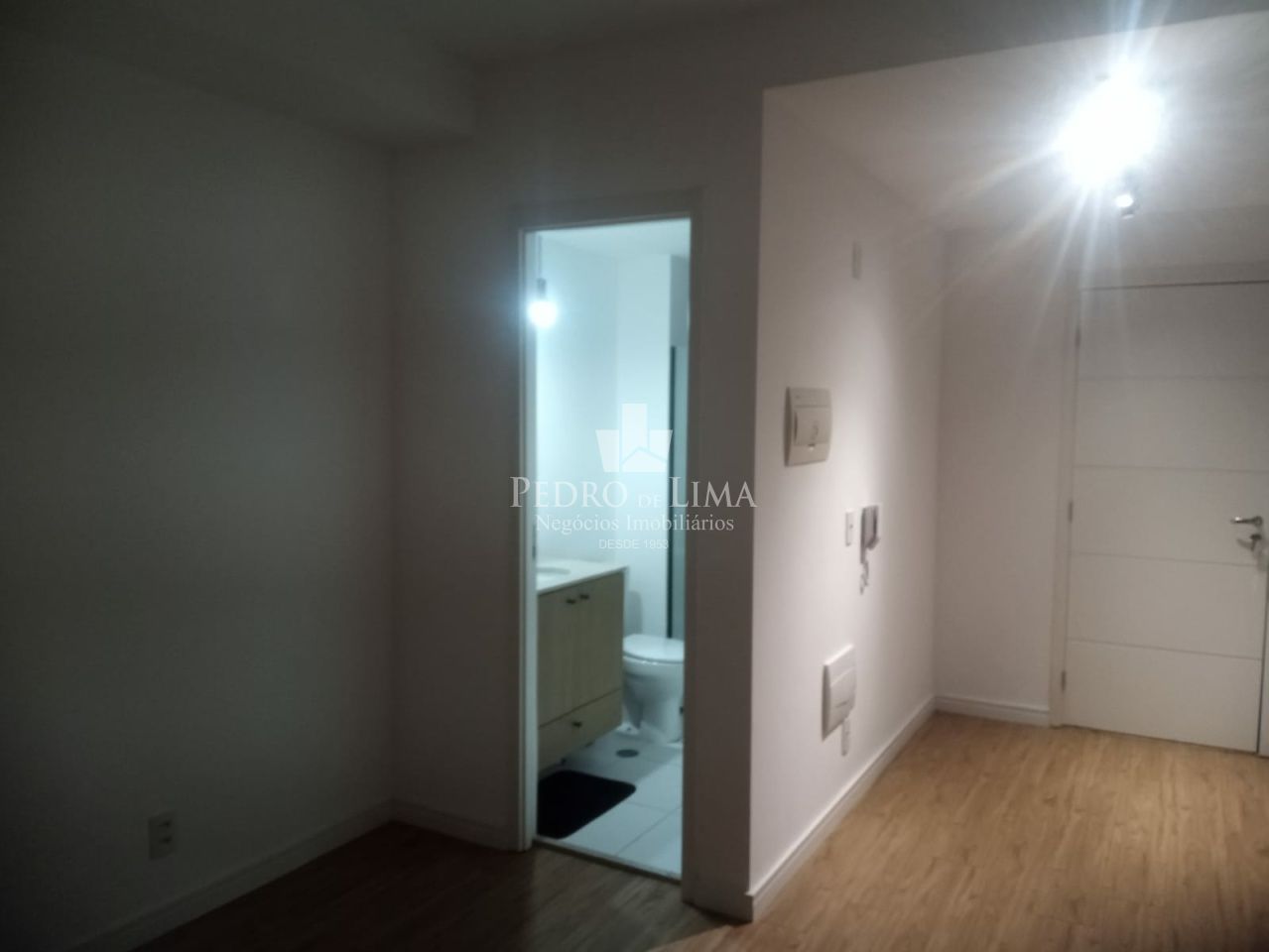 Apartamento no Condomínio Linea Home Resort Studios - 25m² em frente ao Metrô Carrão