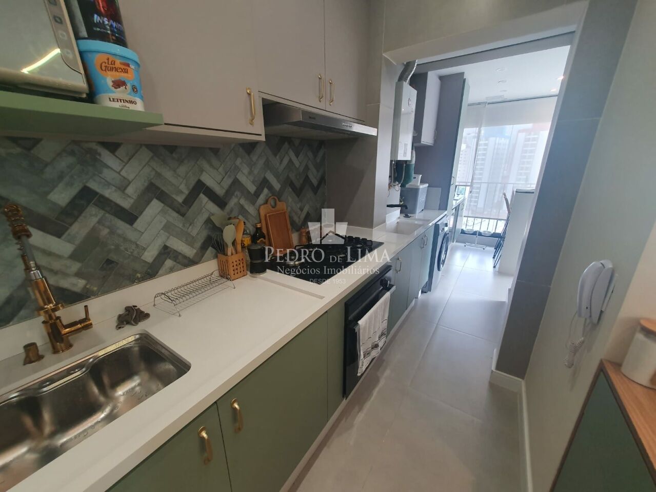 Apartamento porteira fechada, com 89m², 2 suítes e 2 vagas - Condomínio The Gardens Reserva 
