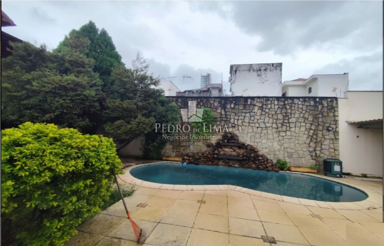 Sobrado 3 suítes com piscina no Tatuapé