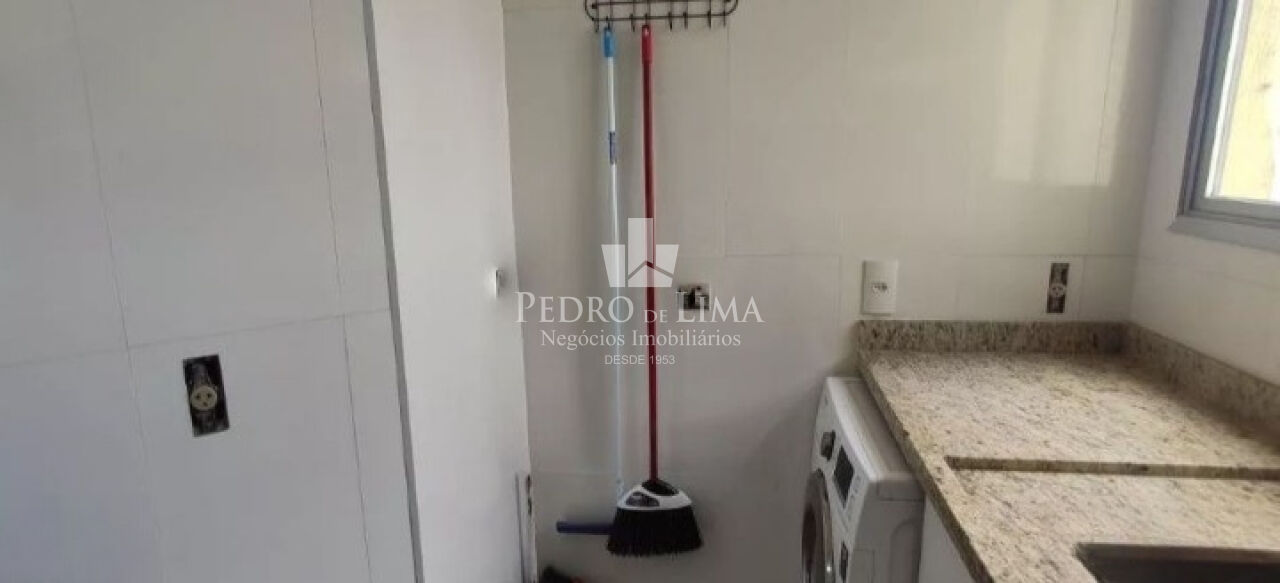 Apartamento 2 quartos, 1 vaga em São Matheus. Condomínio Vitória.