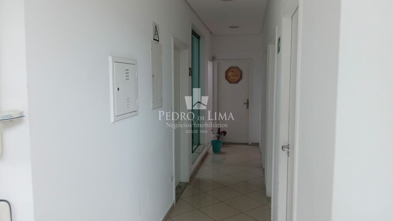 Sala comercial de 16m², em prédio a 400m de distância do metrô Penha
