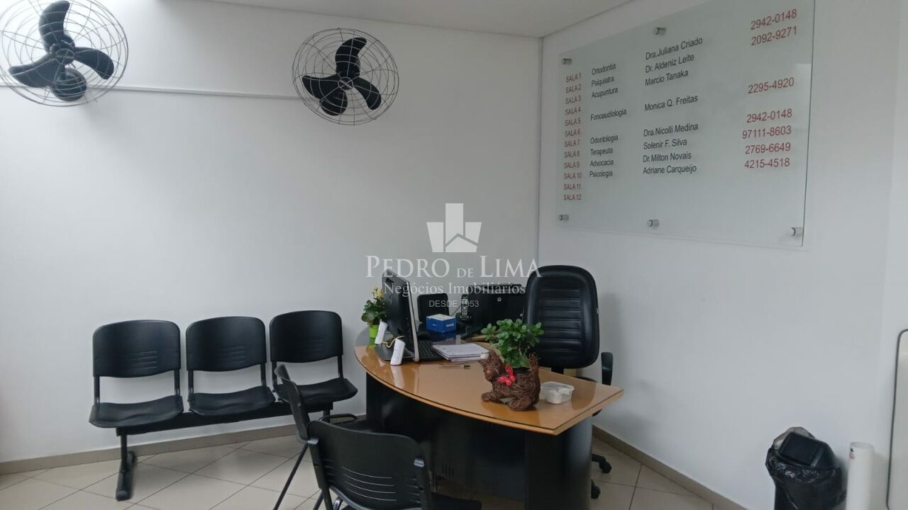 Sala comercial de 16m², em prédio a 400m de distância do metrô Penha