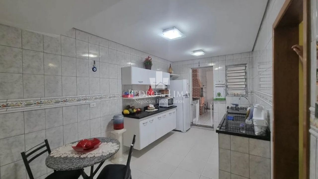 Casa Térrea com Edícula e 2 vagas na Vila Prudente