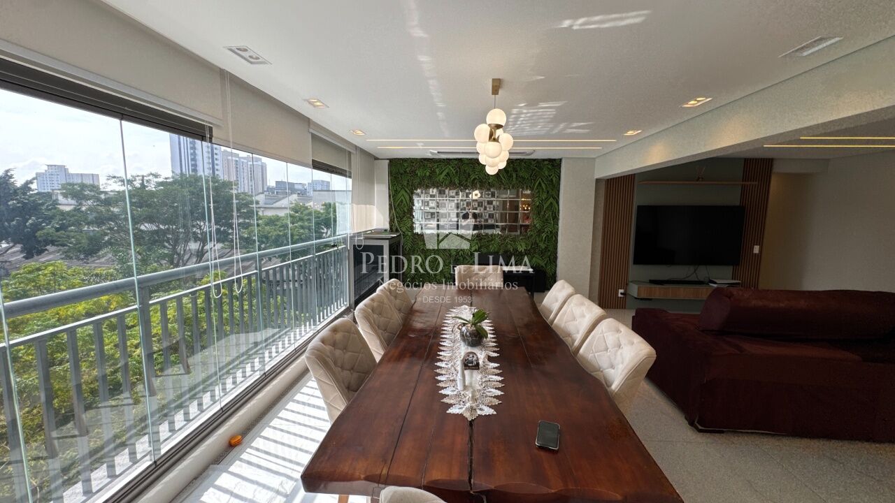 Apartamento alto padrão no Tatuapé, 144m², 3 suítes, varanda gourmet, 2 vagas. Condomínio High Park 