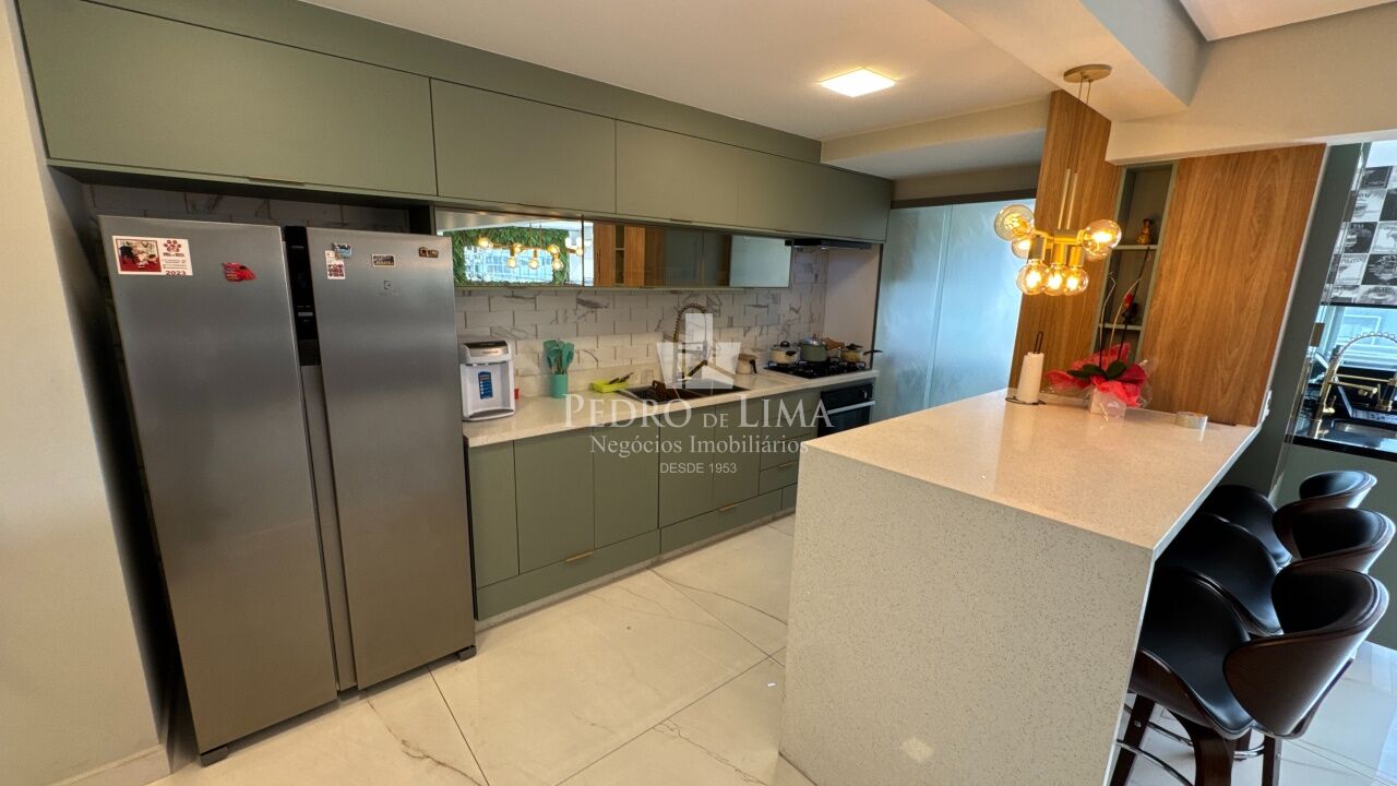 Apartamento alto padrão no Tatuapé, 144m², 3 suítes, varanda gourmet, 2 vagas. Condomínio High Park 