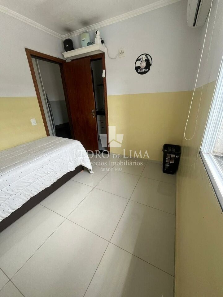Casa na Vila Formosa 3 quartos sendo 3 suítes 3 vagas de garagem com quintal