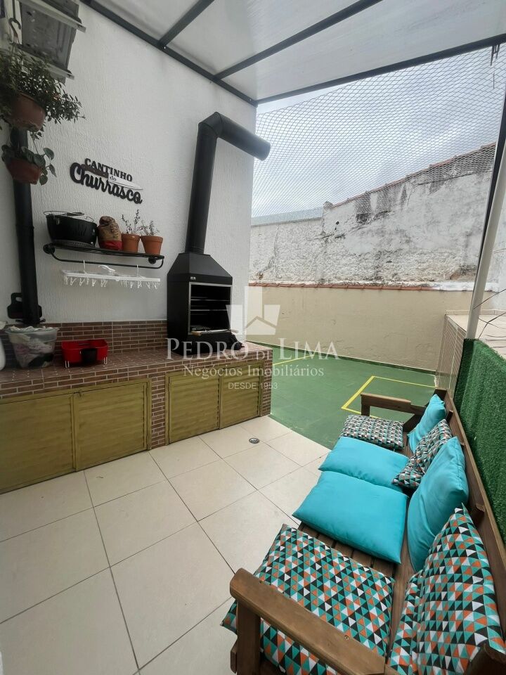 Casa na Vila Formosa 3 quartos sendo 3 suítes 3 vagas de garagem com quintal