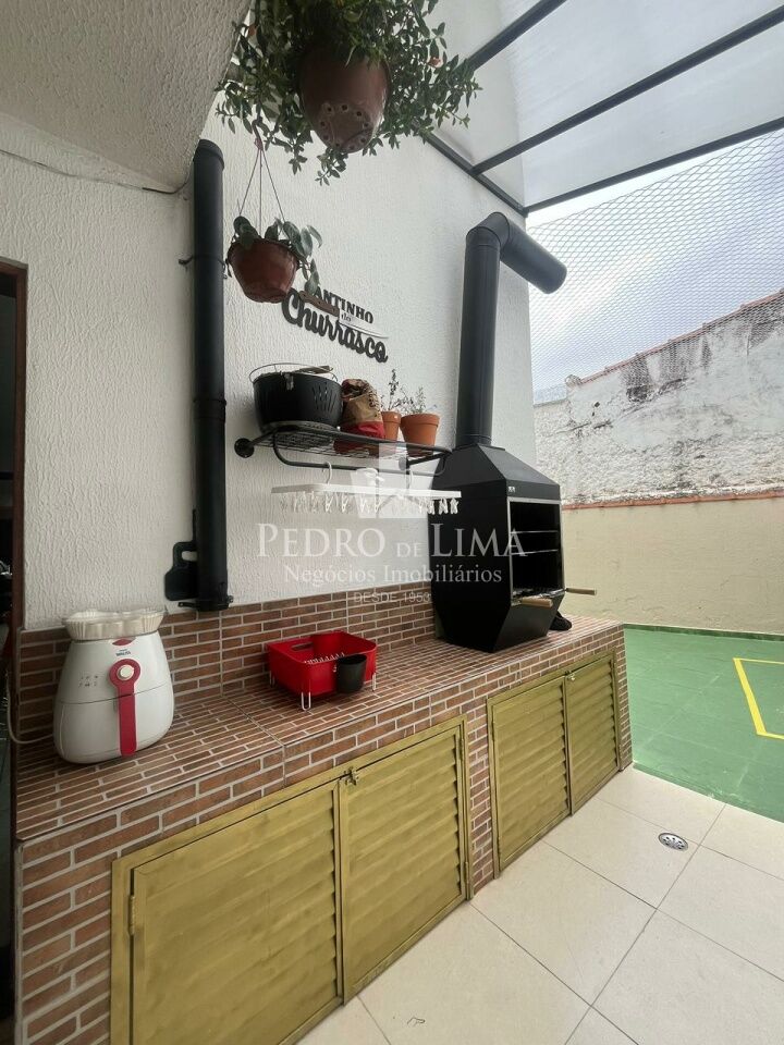 Casa na Vila Formosa 3 quartos sendo 3 suítes 3 vagas de garagem com quintal