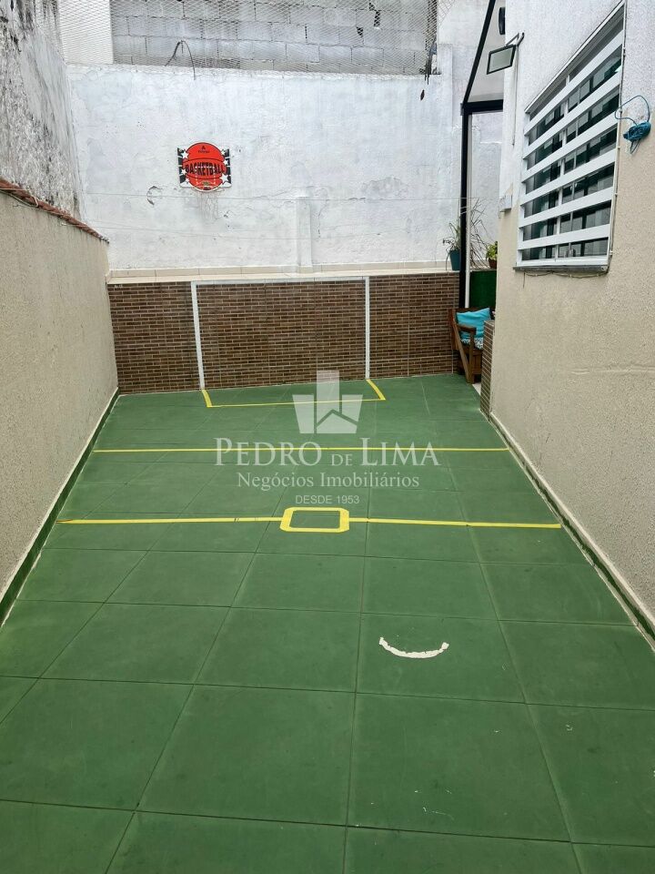 Casa na Vila Formosa 3 quartos sendo 3 suítes 3 vagas de garagem com quintal