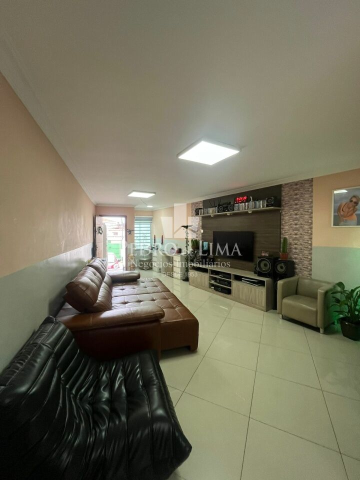 imagem do imovel Casa na Vila Formosa 3 quartos sendo 3 suítes 3 vagas de garagem com quintal ref: TP27417
